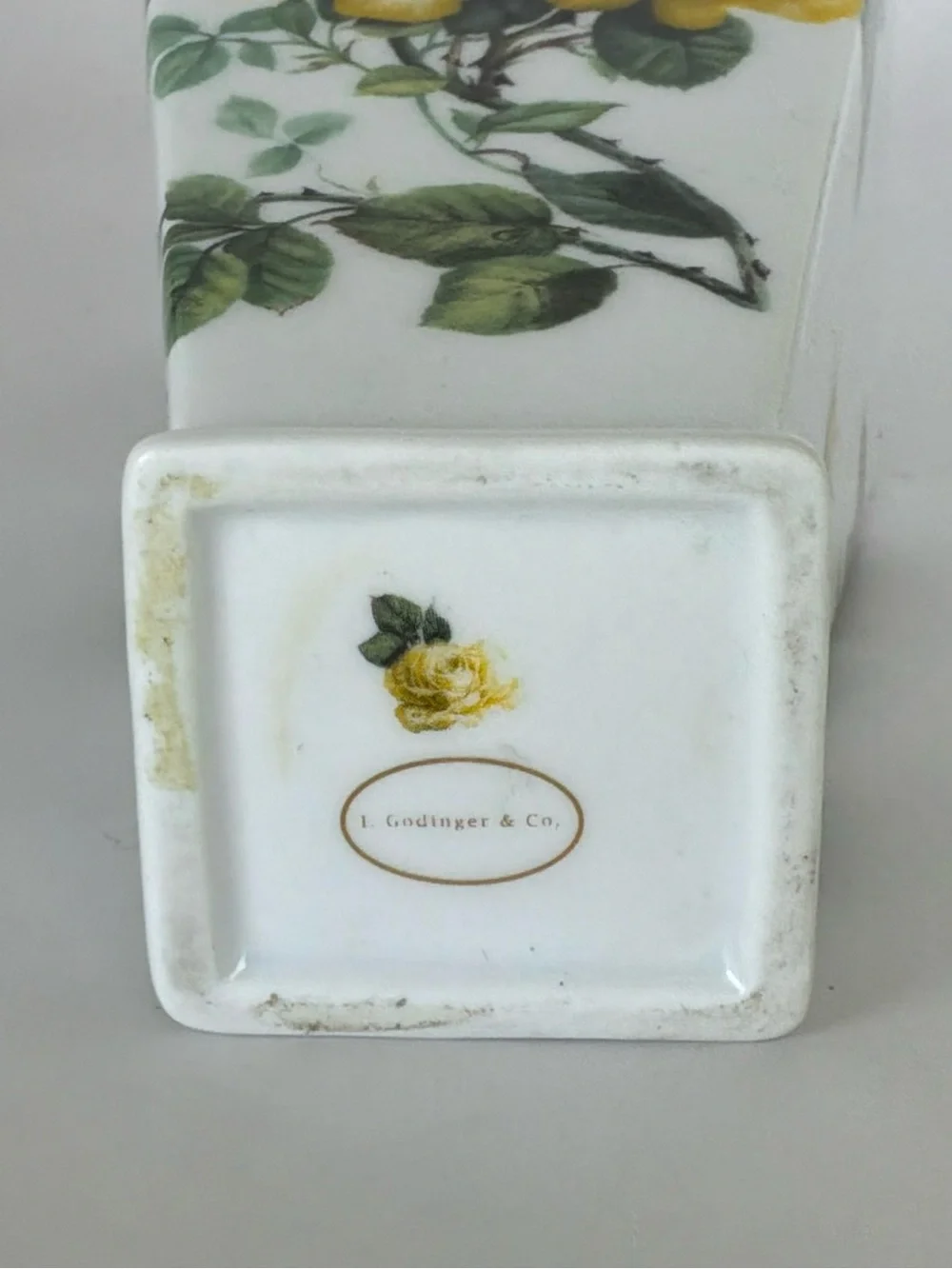 I. Godinger & Co. Yellow Rose Porcelain Square Vase Floral Décor